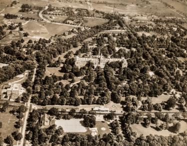 Mystery Friday Foto #59 Solved: A Nice Stay at the Garden City Hotel