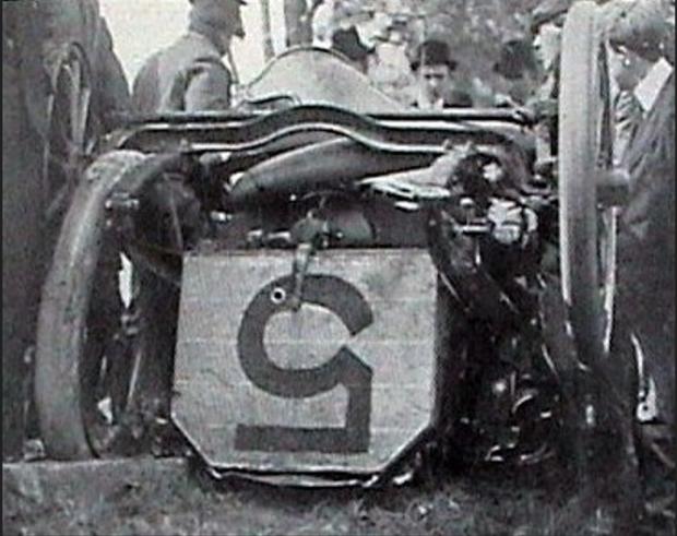 Mystery friday Foto #19: A Mystery Crash