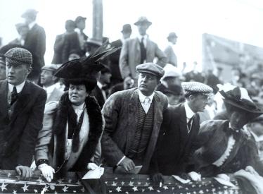 Prominent Women of the Vanderbilt Cup Races