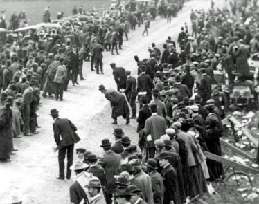 The Impact of the Vanderbilt Cup Races: The Long Island Race Tracks