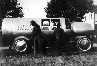 The “Thermos the Bottle” Truck at the 1909 Race & an Off-Topic Wedding Video