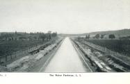 Mystery Friday Foto #53 Solved: A Stretch of the Motor Parkway in Bethpage