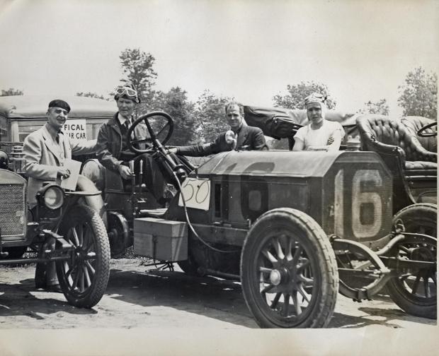 Jerry Helck: Anyone Here Ever Seen A Vanderbilt Cup Race?