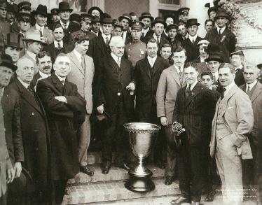 Mystery Foto #38 Solved: 1915 Vanderbilt Cup Race Officials, Committee & Drivers in San Francisco
