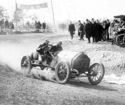 Then & Now: Massapequa Road During the 1908-1910 Vanderbilt Cup Races