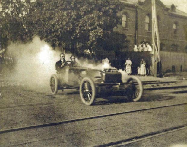 Mystery Foto #55 Solved: Walter Christie Driving the #9 Christie in Mineola  on September 21,1906