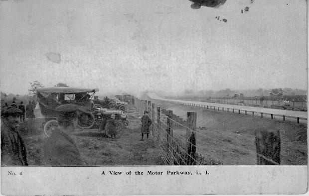 Mystery Friday Foto #16 likely solved: A section of the 1908 Vanderbilt Cup Race course near Wantagh Avenue