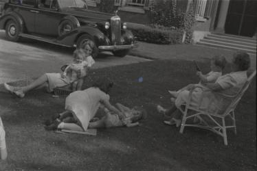 Mystery Friday Foto #4: Solved; Automobiles owned by the Phipps family of Old Westbury