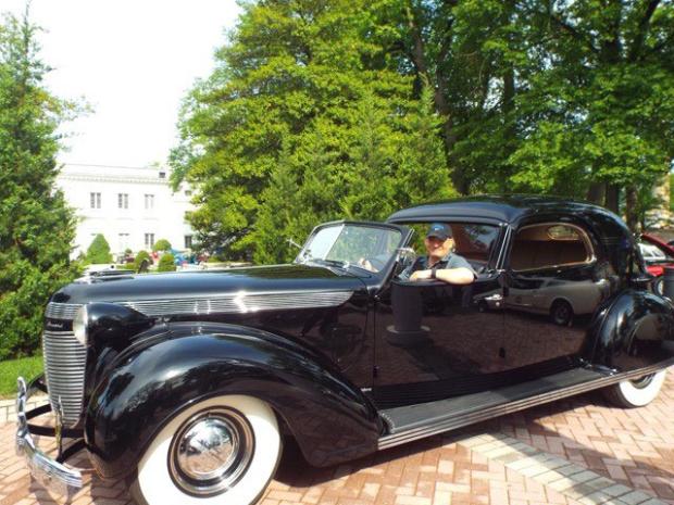 Great Neck News: Chrysler’s Chrysler Returns