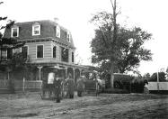 On the Vanderbilt Cup Race Course: The Lake Success Hotel and Cottage