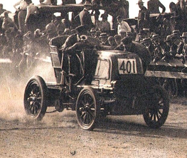 Willie K.‘s Cars #1: The 1900 23-HP Daimler “White Ghost”