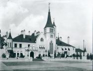 Then & Now: Alva Vanderbilt Belmont’s Beacon Towers in Sands Point