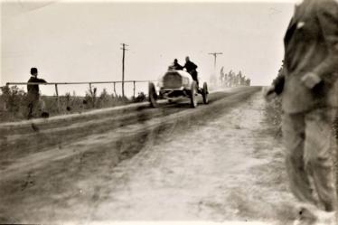 Mystery Friday Foto #28 Solved: The G-22 Chalmers-Detroit descending the Ellison Road Bridge in Westbury