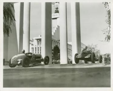 InstaGRAM Report: The Surprising Connections Between the 1939-1940 New York World’s Fair and Automotive History