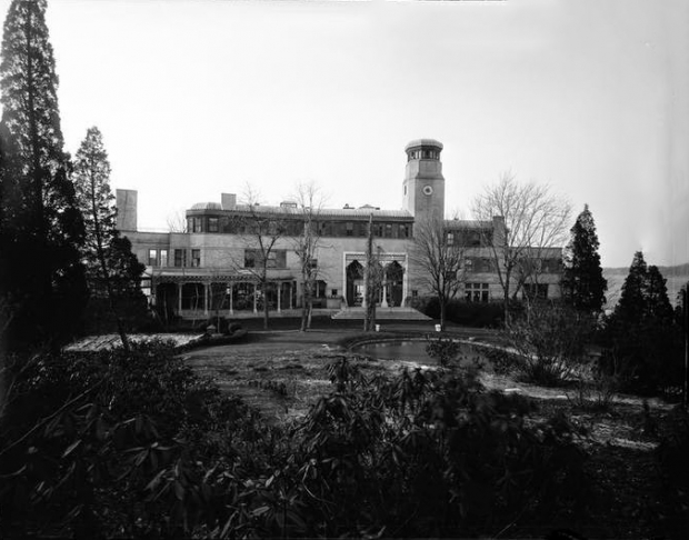 Vanderbilt Cup Races - Blog - Mystery Friday Foto #33 Solved: Louis C. Tiffany's  Laurelton Hall Estate in Laurel Hollow